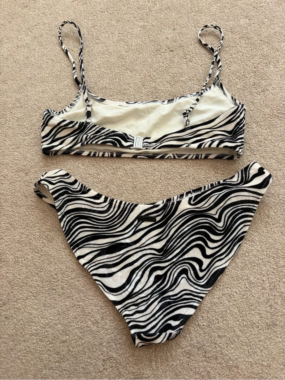triangl swimwear Black & White Swirl Bikini Set